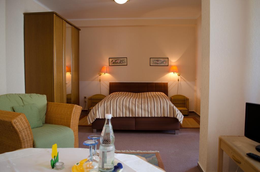 Hotel Helvetia Garni Bad Orb Rum bild